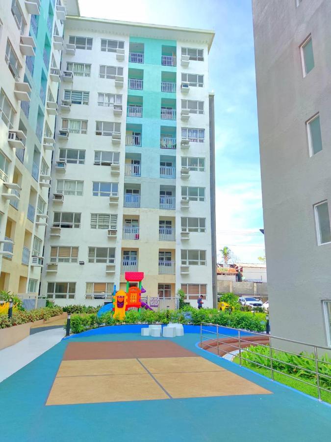 Davao Condo 2BR Pool Wifi Netflix Exterior foto