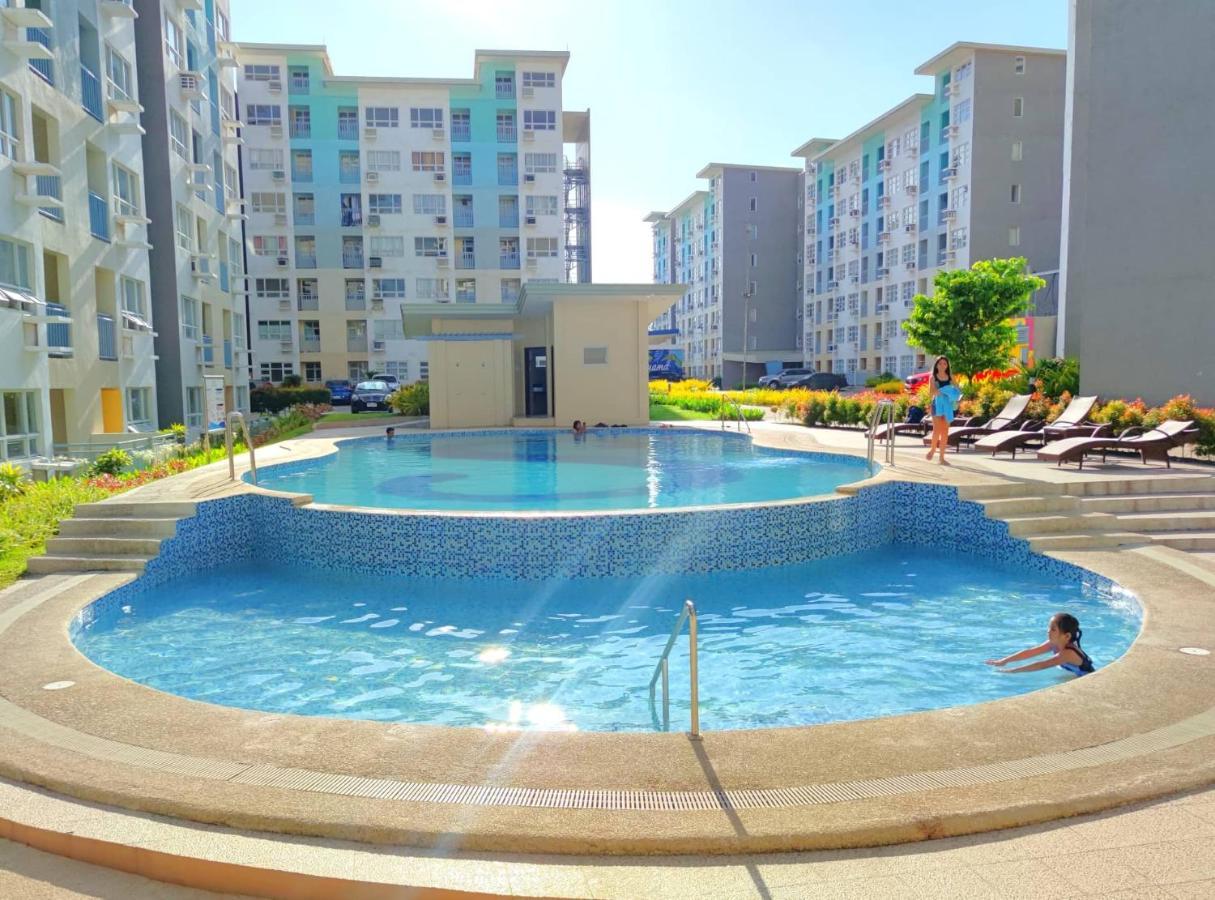 Davao Condo 2BR Pool Wifi Netflix Exterior foto